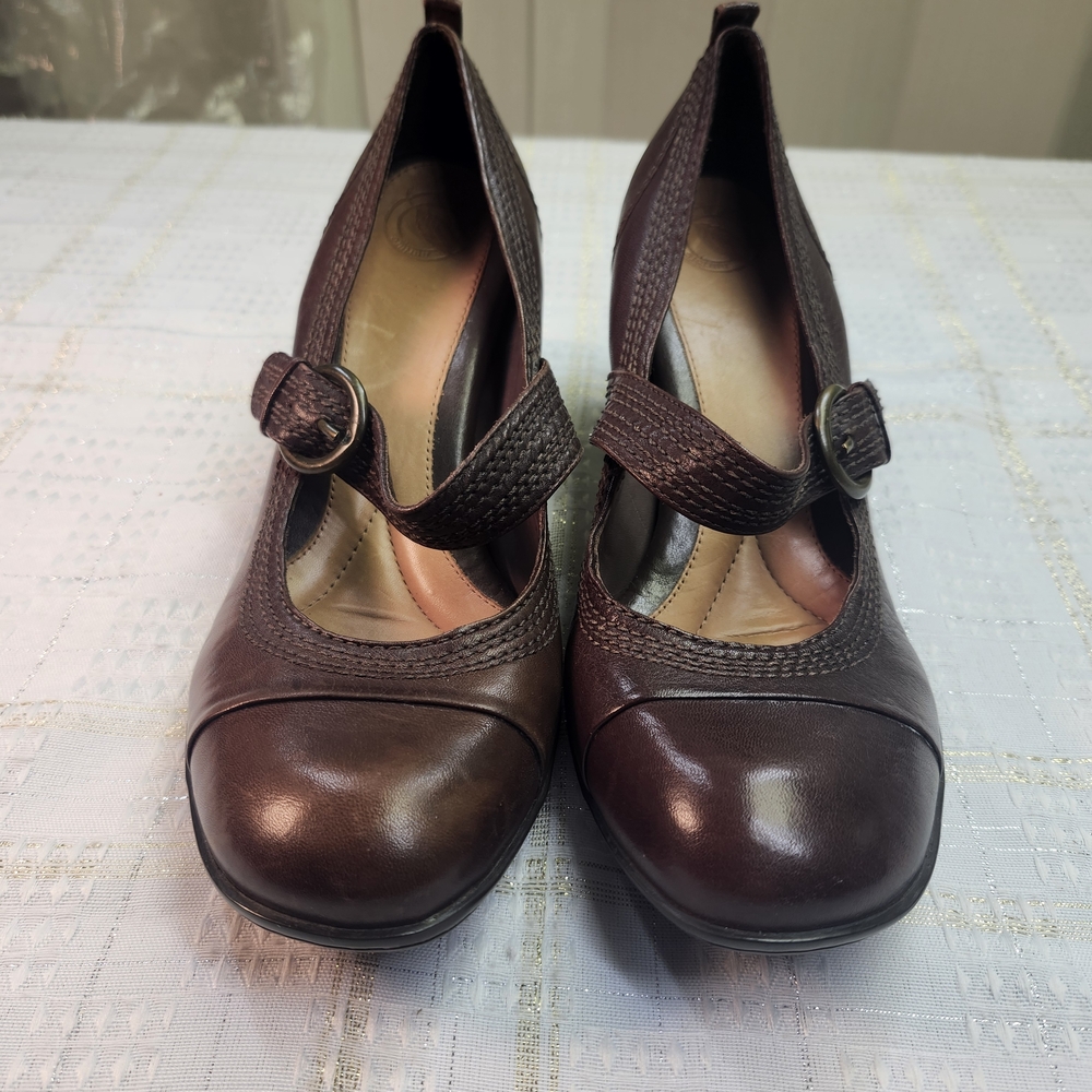 Harmony In Nature Dark Brown Mary Jane Heels